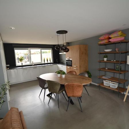 Branding Villa Serooskerke  Buitenkant foto