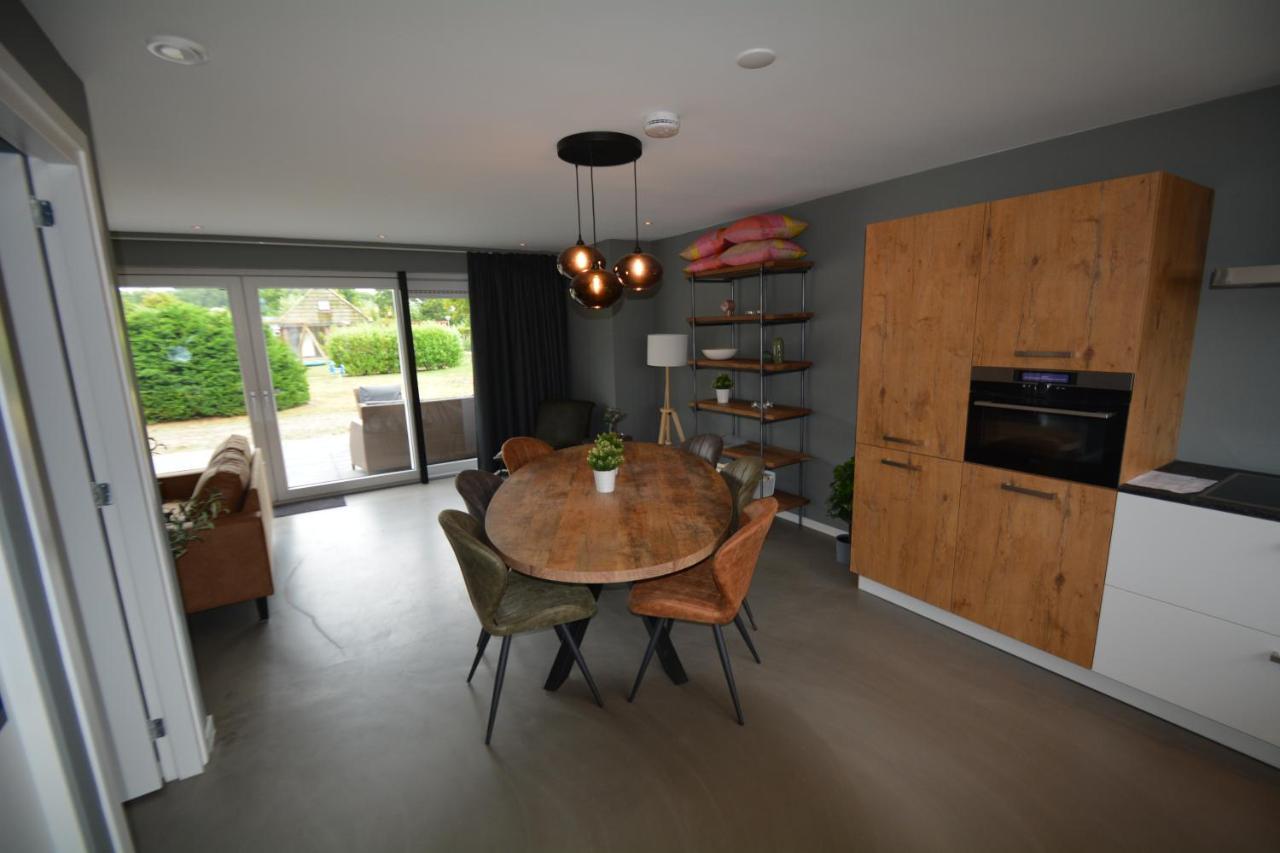 Branding Villa Serooskerke  Buitenkant foto